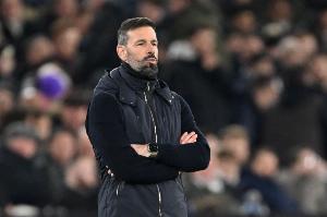 英媒：莱斯特城已经决定解雇范尼，他们在与拉塞尔-马丁深入谈判