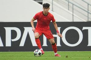 媒体人：今后的东亚杯，国足只能为不垫底而战