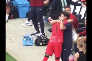 往昔岁月如诗画！美韩热身赛，孙兴慜队长与波切蒂诺相拥致意！